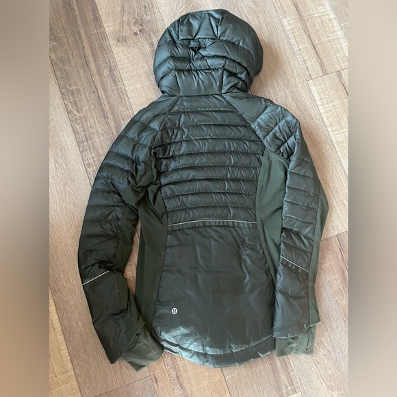 Down for a run jacket lululemon - Picture 2 of 2